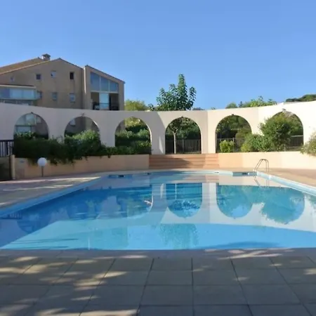 Mezzanine Piscine Presqu'ile De Giens Apartment *