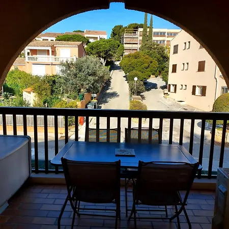Mezzanine Piscine Presqu'ile De Giens Apartment