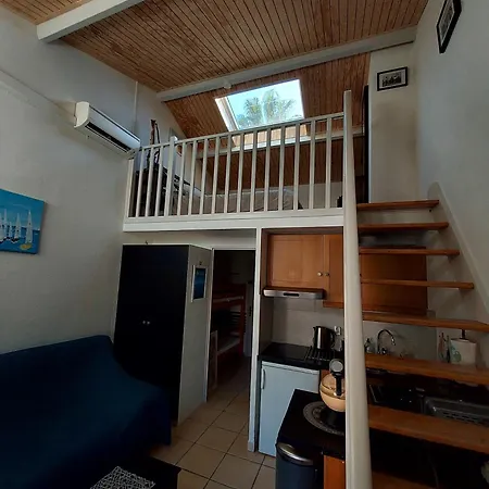 Mezzanine Piscine Presqu'ile De Giens Apartment