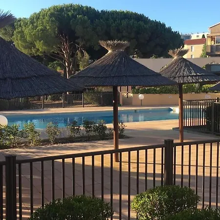 Mezzanine Piscine Presqu'ile De Giens 公寓 耶尔