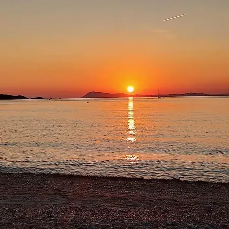 Mezzanine Piscine Presqu'ile De Giens 公寓 耶尔