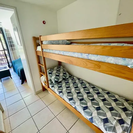 Mezzanine Piscine Presqu'ile De Giens * 耶尔