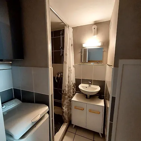 Mezzanine Piscine Presqu'ile De Giens 公寓 *